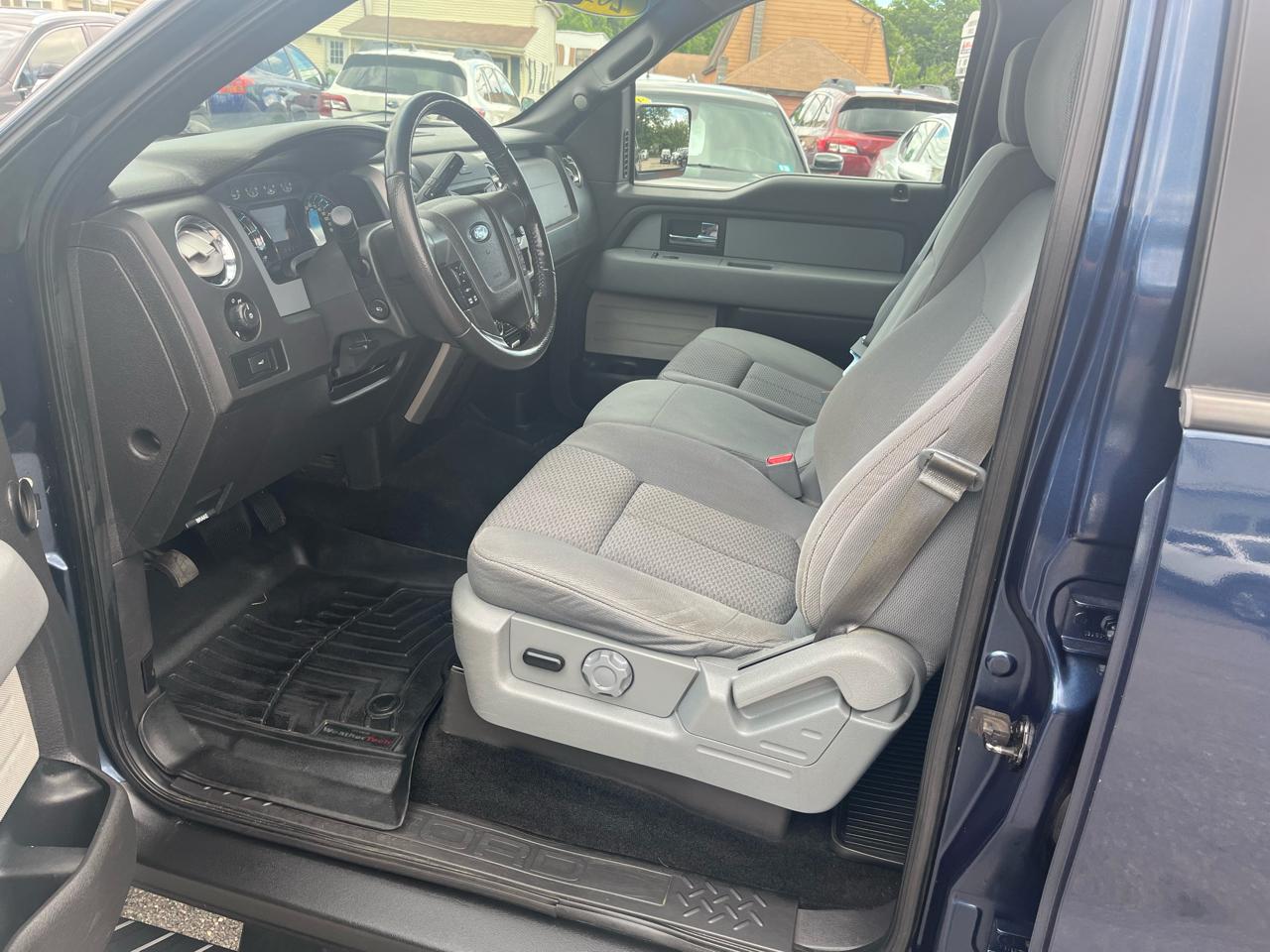Ford F-150 4WD SuperCrew 145" XLT 2014