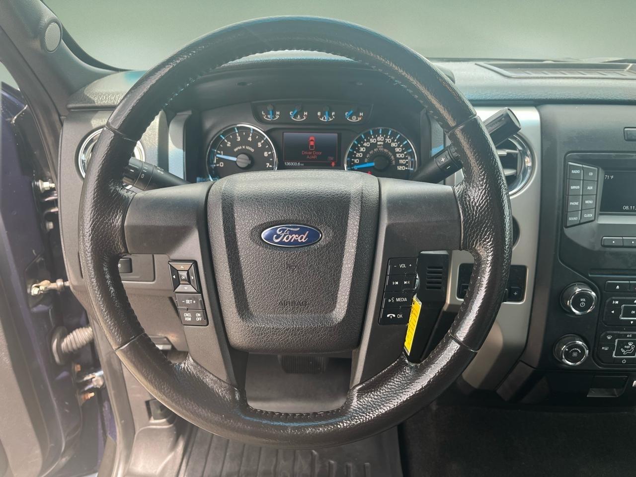 Ford F-150 4WD SuperCrew 145" XLT 2014