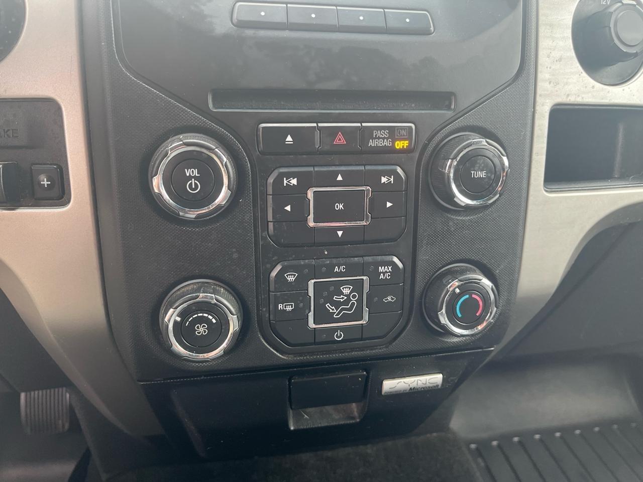 Ford F-150 4WD SuperCrew 145" XLT 2014