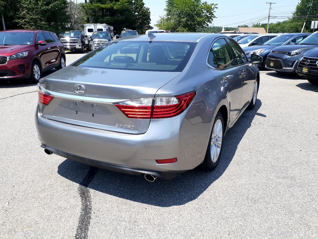 Lexus ES 350 4dr Sdn 2015