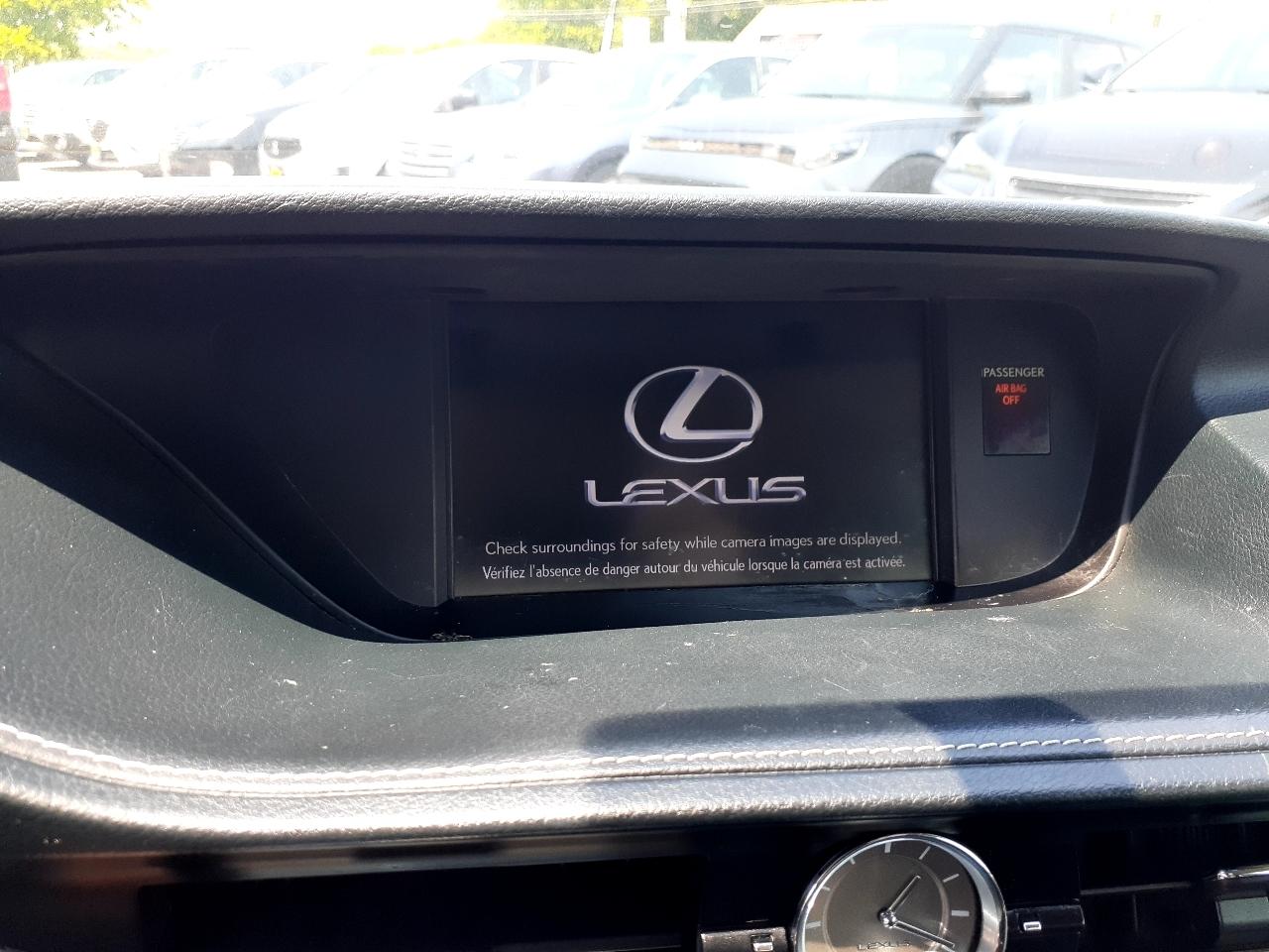 Lexus ES 350 4dr Sdn 2015