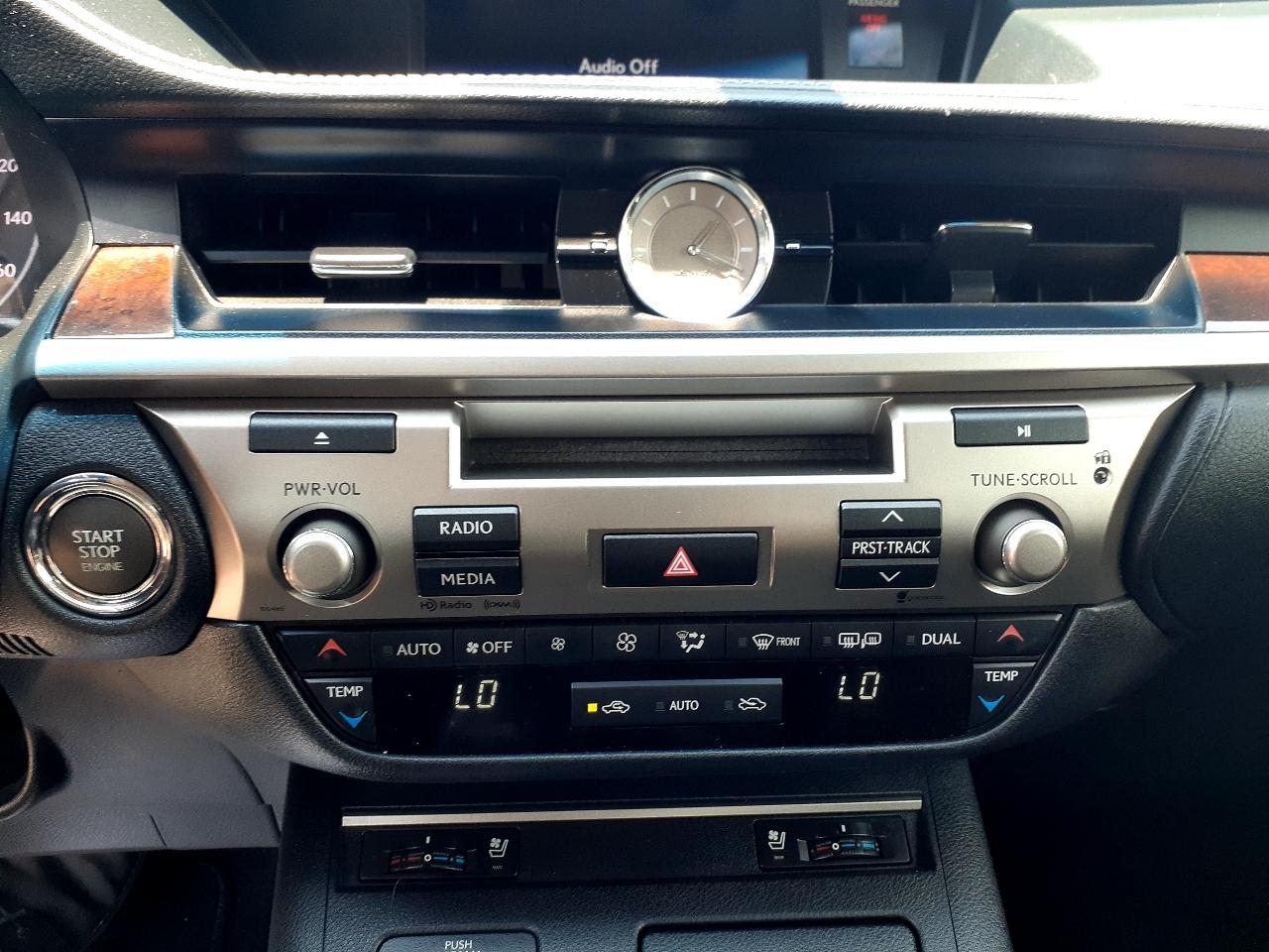 Lexus ES 350 4dr Sdn 2015