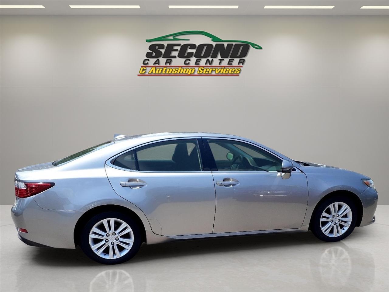 Lexus ES 350 4dr Sdn 2015