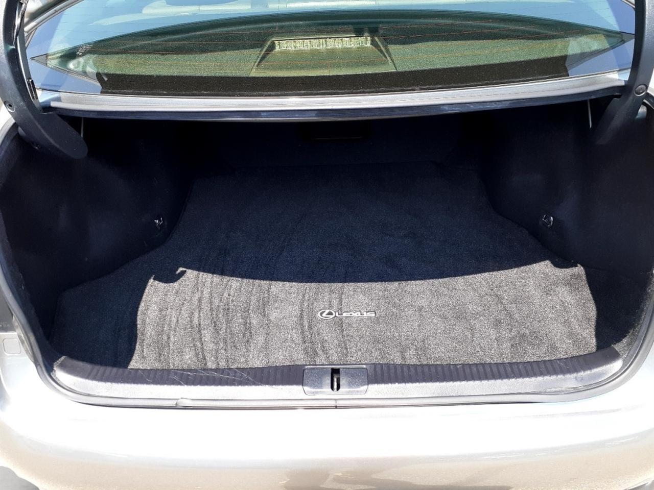 Lexus ES 350 4dr Sdn 2015