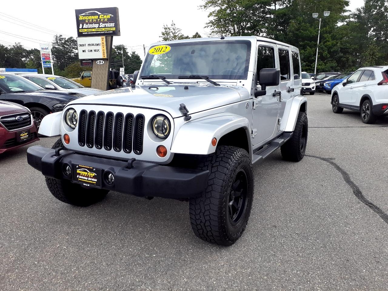 Jeep Wrangler Unlimited 4WD 4dr Sahara 2012