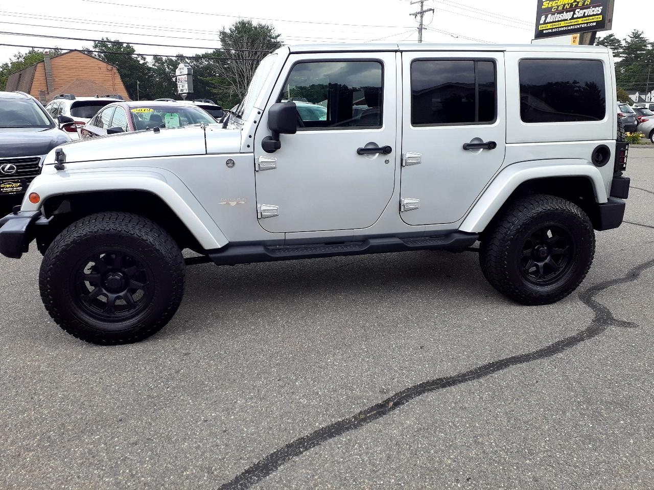 Jeep Wrangler Unlimited 4WD 4dr Sahara 2012