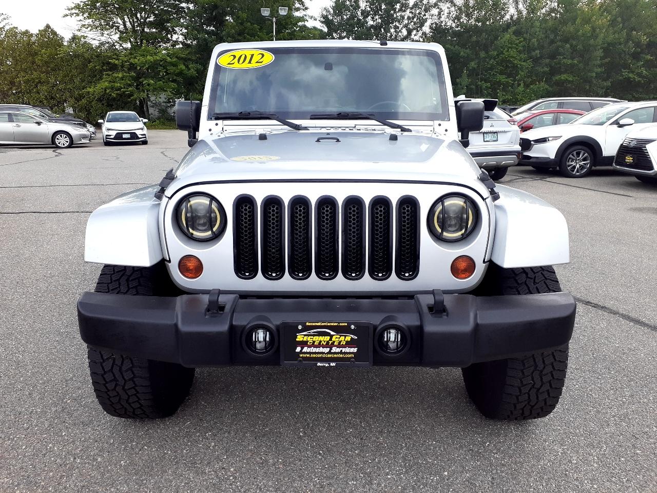 Jeep Wrangler Unlimited 4WD 4dr Sahara 2012