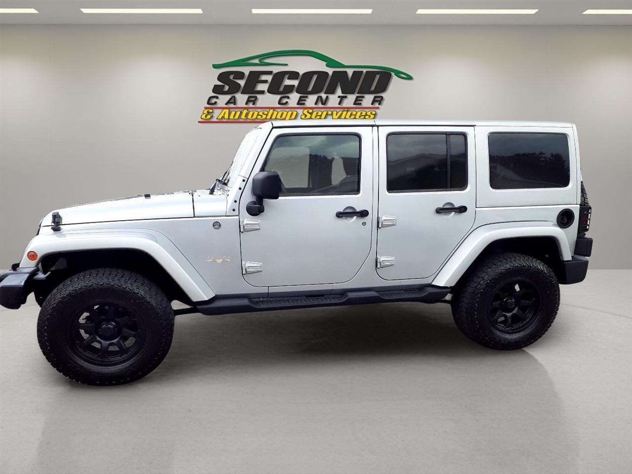 Jeep Wrangler Unlimited 4WD 4dr Sahara 2012