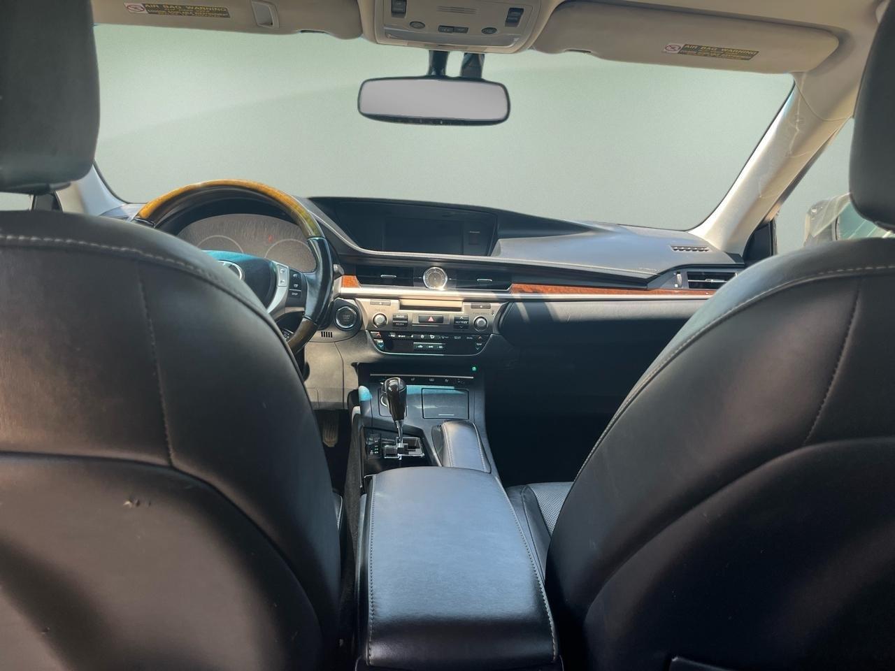 Lexus ES 350 4dr Sdn 2015