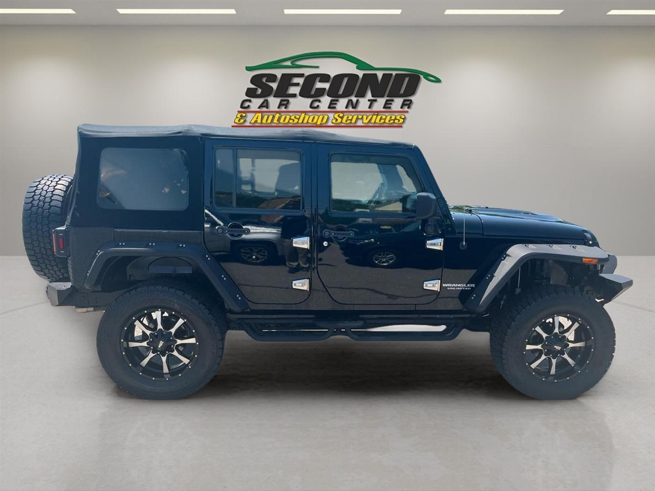Jeep Wrangler Unlimited 4WD 4dr Rubicon 2012