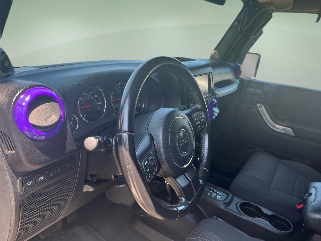 Jeep Wrangler Unlimited 4WD 4dr Rubicon 2012