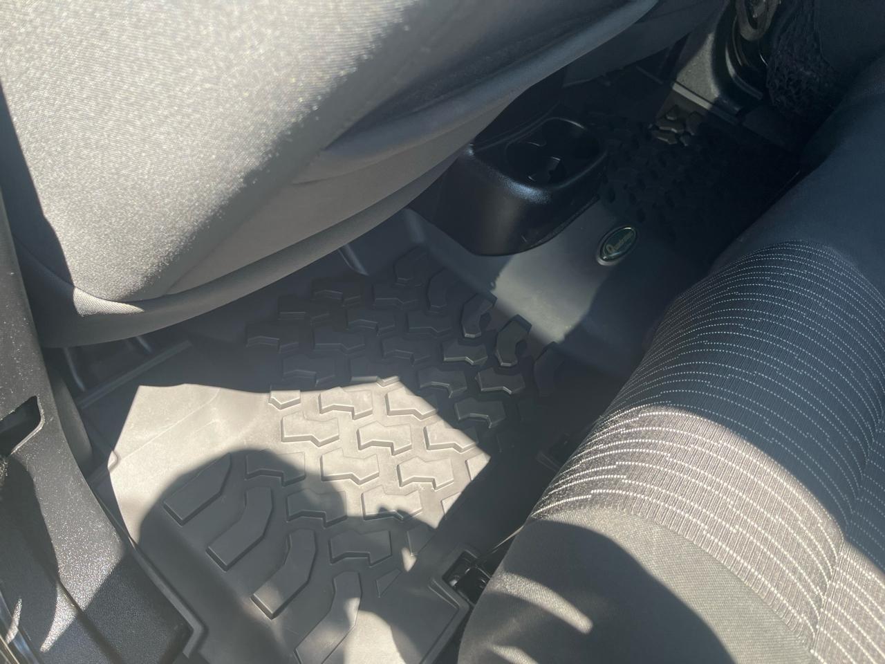 Jeep Wrangler Unlimited 4WD 4dr Rubicon 2012