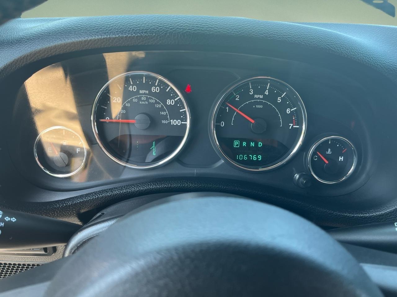 Jeep Wrangler Unlimited 4WD 4dr Rubicon 2012