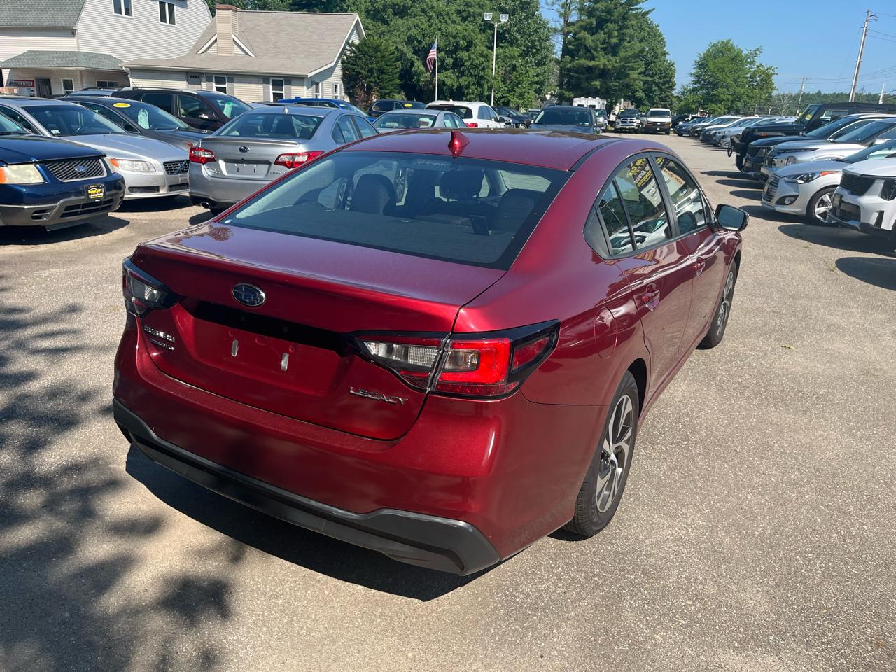 Subaru Legacy Premium AWD 2025