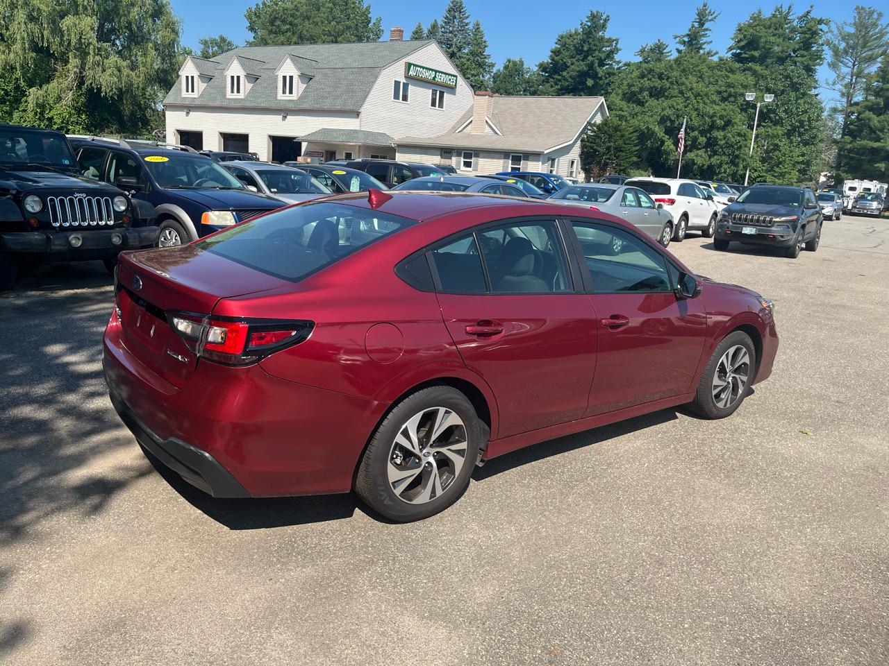 Subaru Legacy Premium AWD 2025