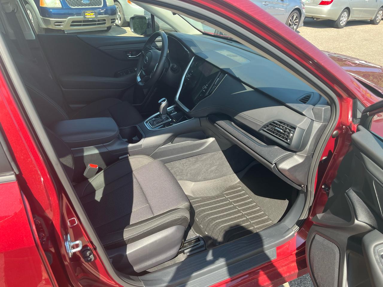 Subaru Legacy Premium AWD 2025