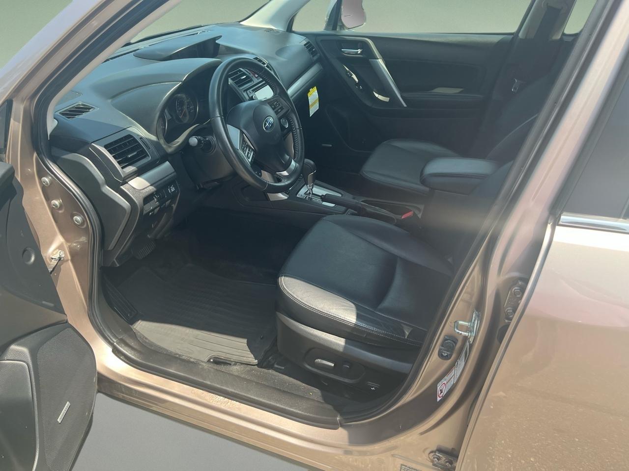 Subaru Forester 4dr CVT 2.5i Limited PZEV 2015