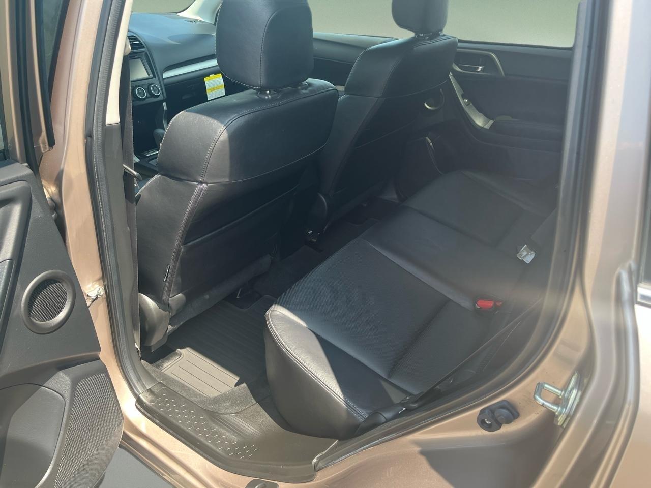Subaru Forester 4dr CVT 2.5i Limited PZEV 2015