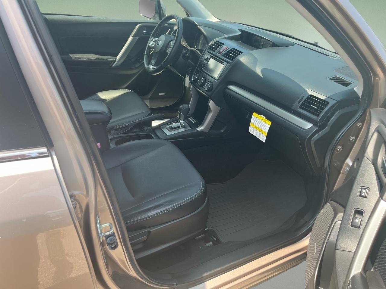 Subaru Forester 4dr CVT 2.5i Limited PZEV 2015