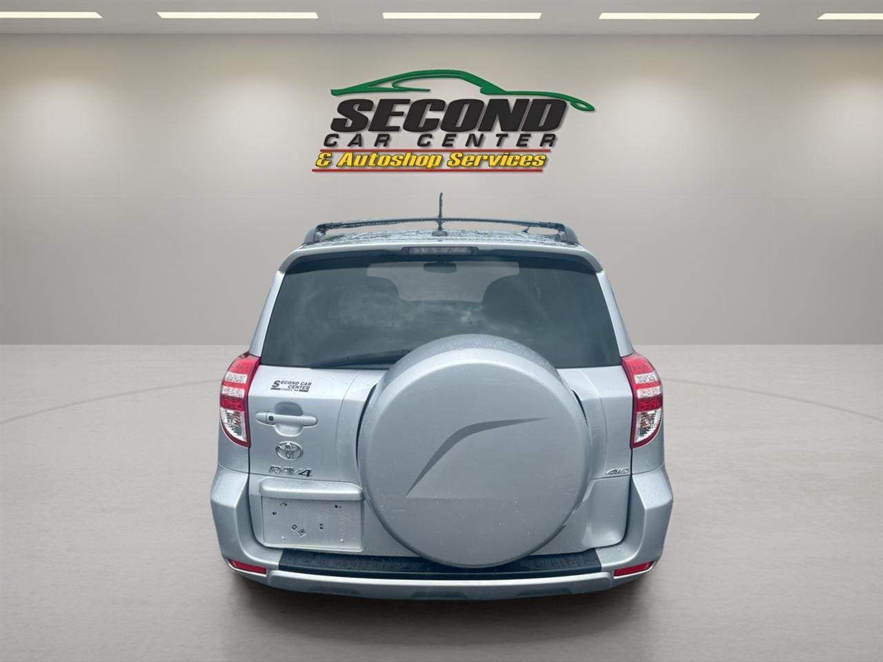 Toyota RAV4 4WD 4dr 4-cyl 4-Spd AT Ltd (Natl) 2011