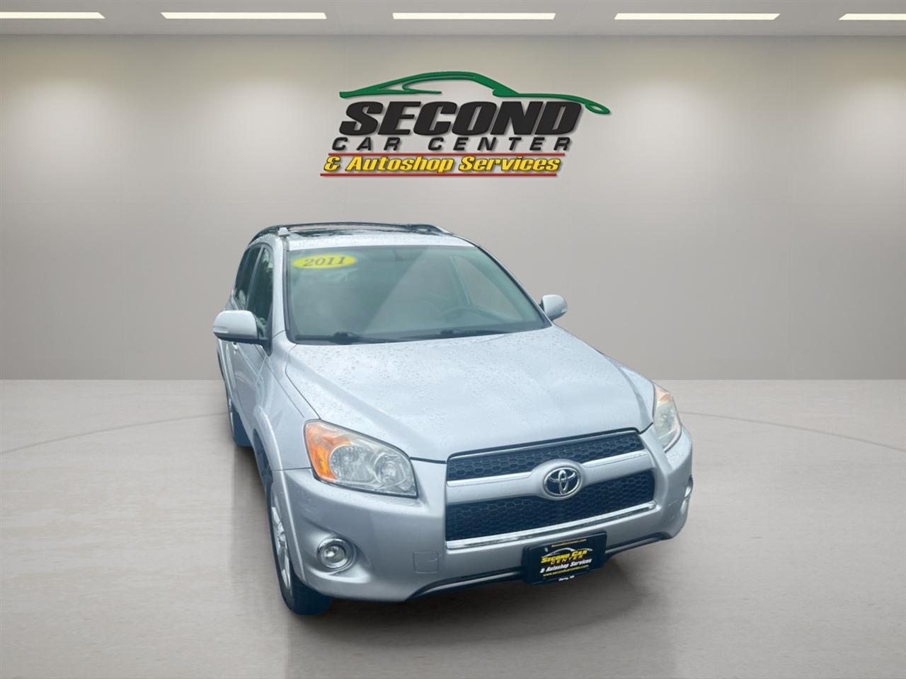 Toyota RAV4 4WD 4dr 4-cyl 4-Spd AT Ltd (Natl) 2011