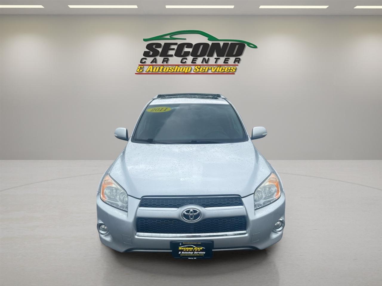 Toyota RAV4 4WD 4dr 4-cyl 4-Spd AT Ltd (Natl) 2011