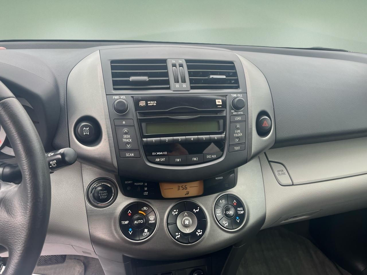 Toyota RAV4 4WD 4dr 4-cyl 4-Spd AT Ltd (Natl) 2011