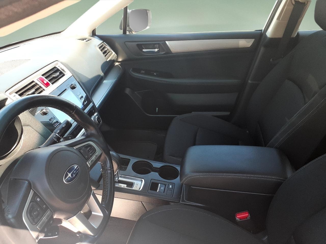 Subaru Legacy 4dr Sdn 2.5i Premium PZEV 2016