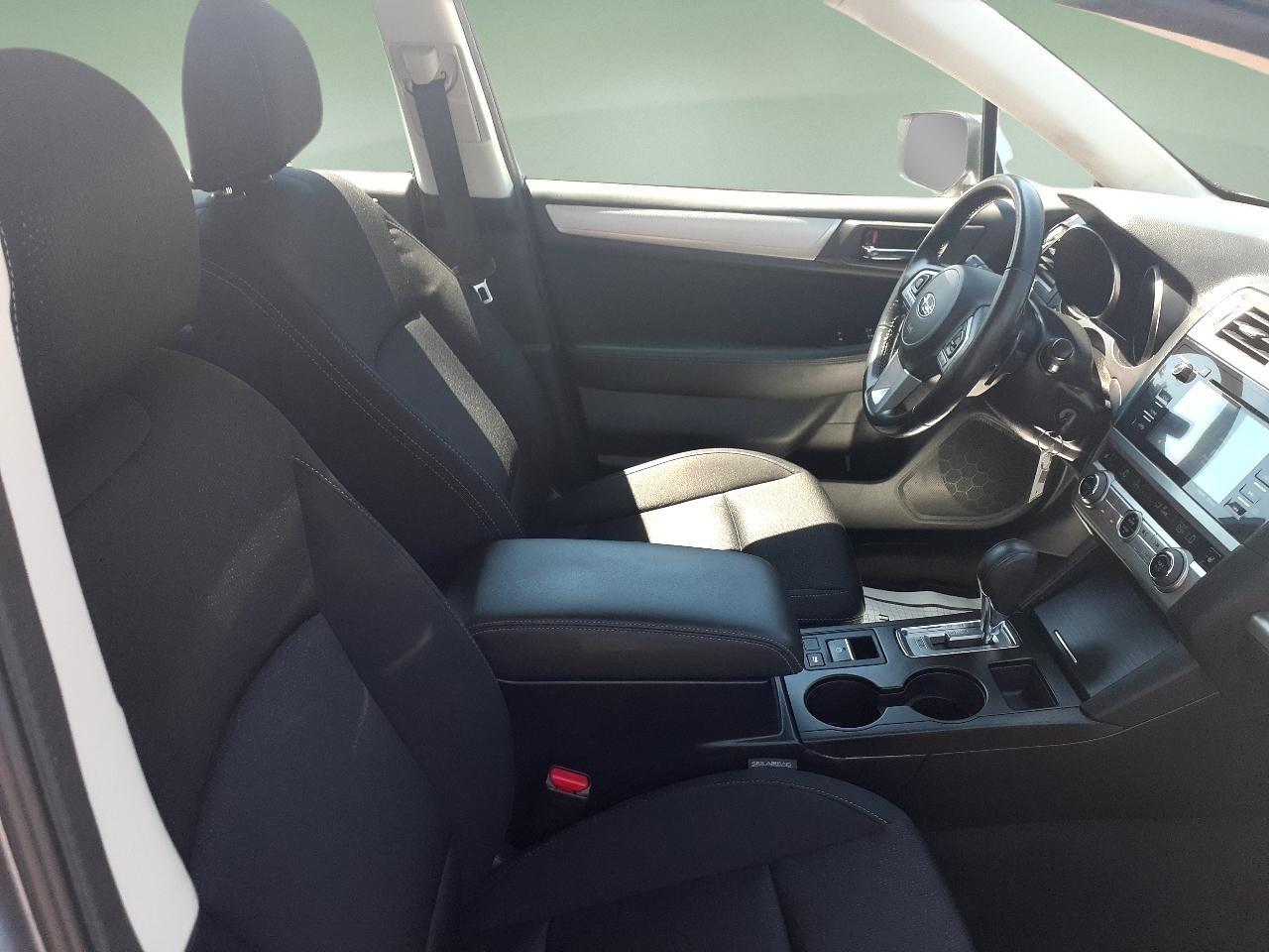 Subaru Legacy 4dr Sdn 2.5i Premium PZEV 2016