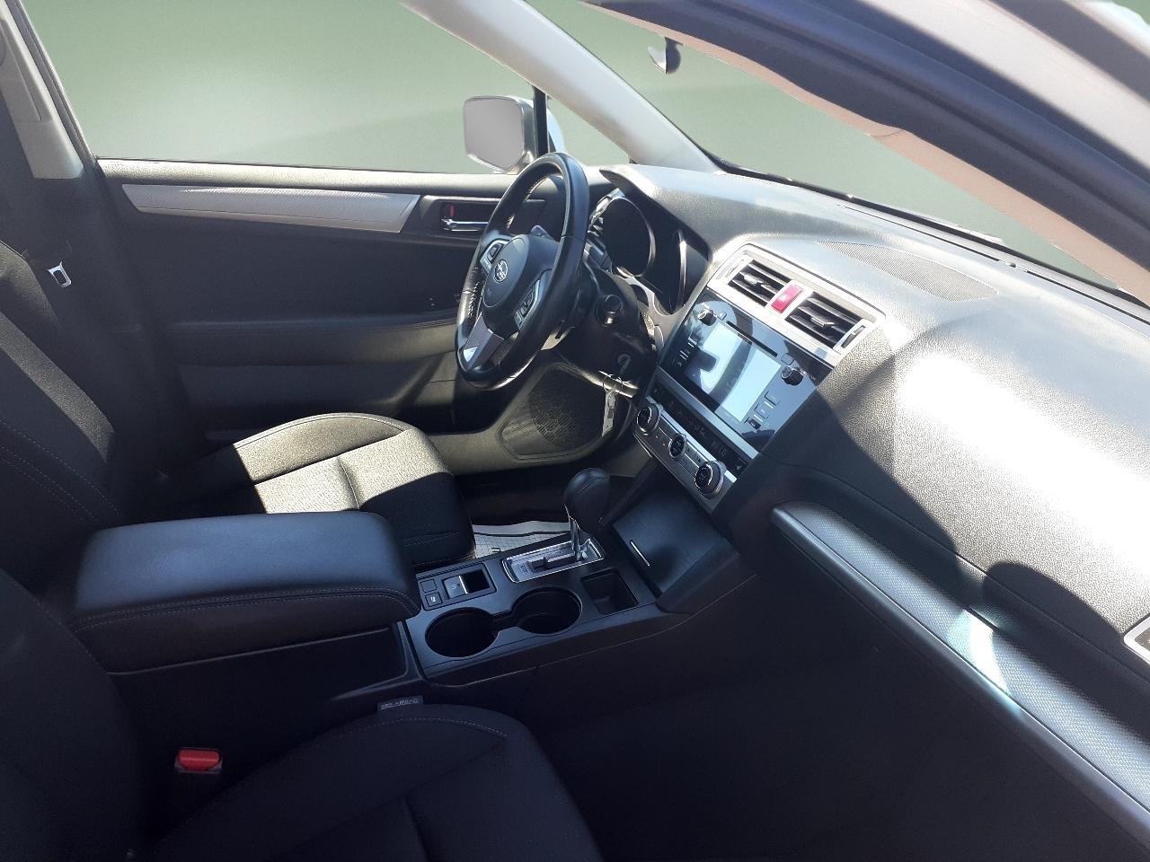 Subaru Legacy 4dr Sdn 2.5i Premium PZEV 2016