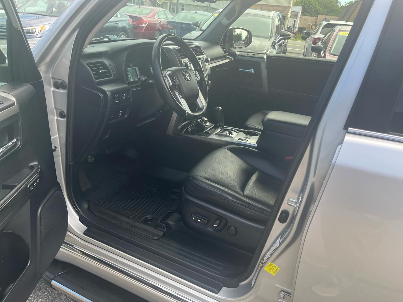 Toyota 4Runner 4WD 4dr V6 Limited (Natl) 2015