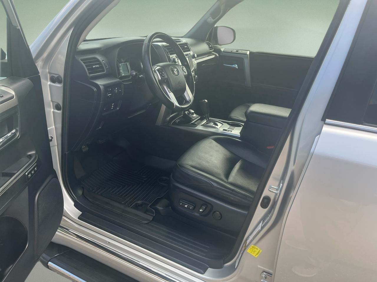 Toyota 4Runner 4WD 4dr V6 Limited (Natl) 2015