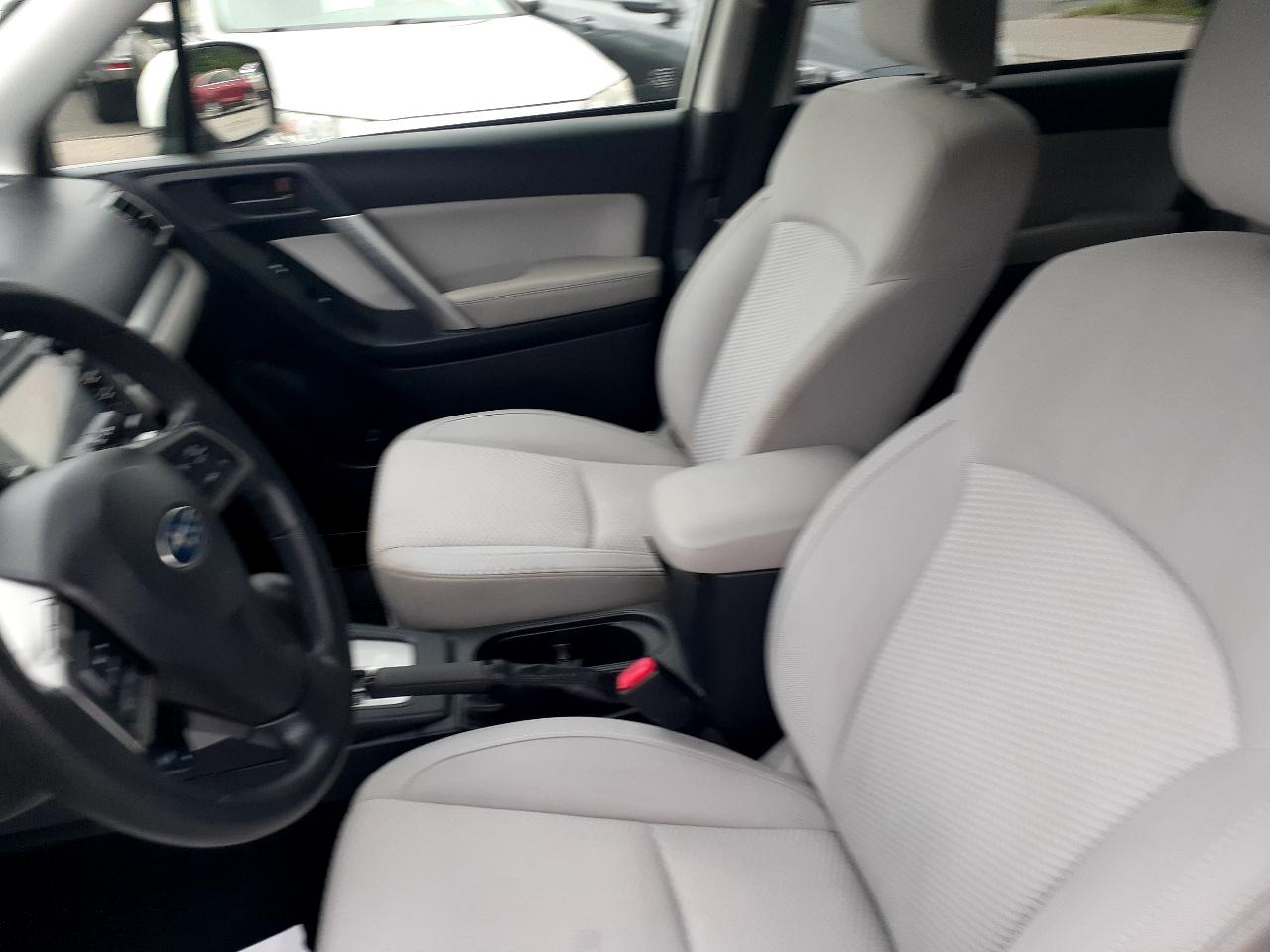 Subaru Forester 4dr CVT 2.5i Premium PZEV 2016