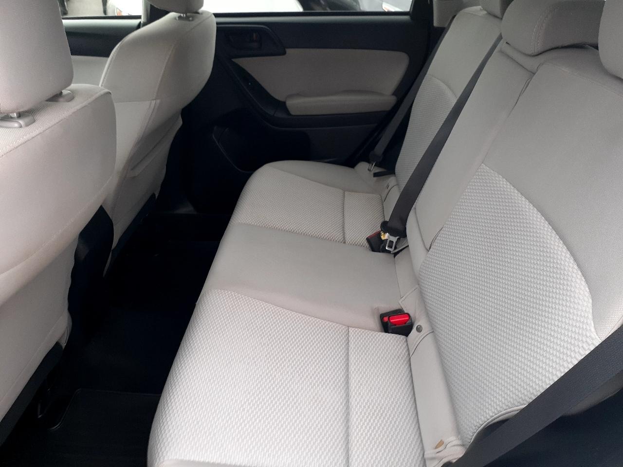 Subaru Forester 4dr CVT 2.5i Premium PZEV 2016