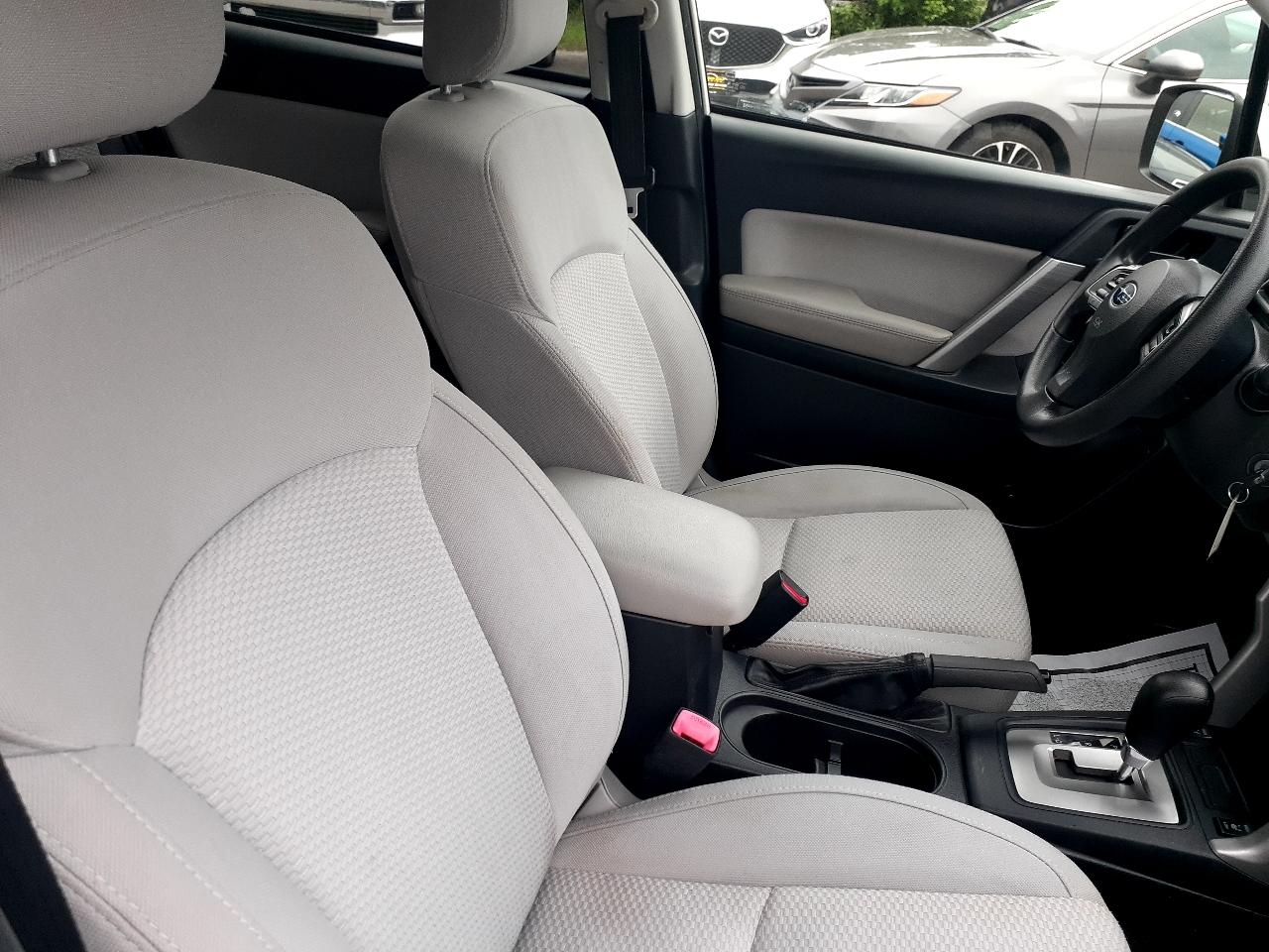 Subaru Forester 4dr CVT 2.5i Premium PZEV 2016