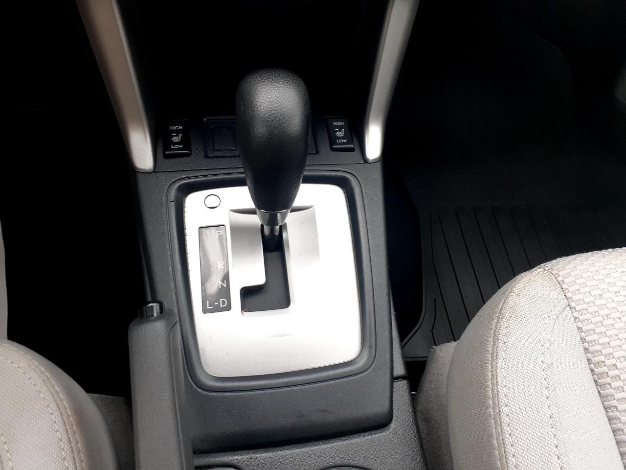 Subaru Forester 4dr CVT 2.5i Premium PZEV 2016