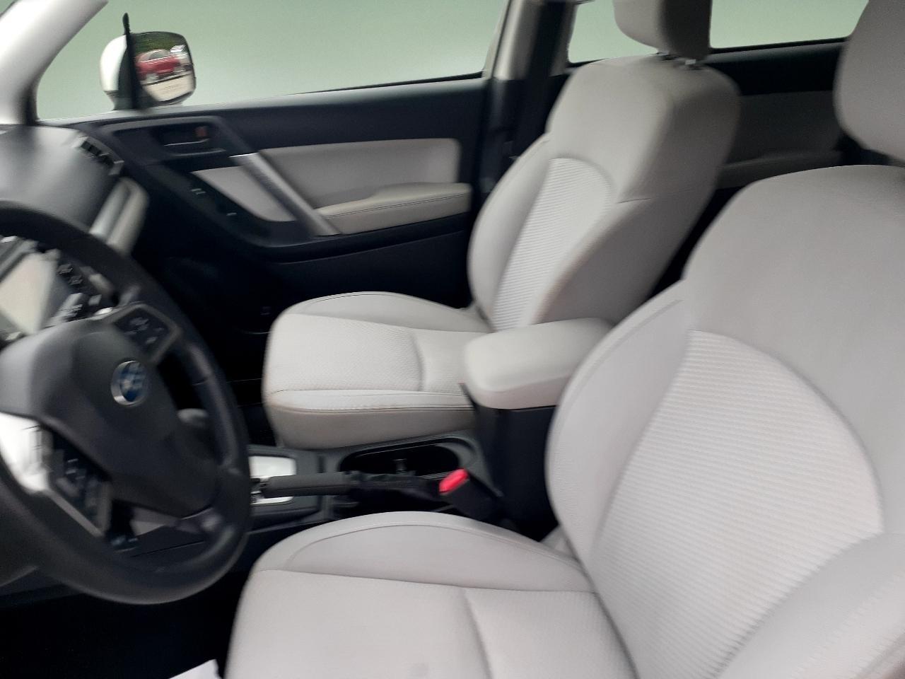 Subaru Forester 4dr CVT 2.5i Premium PZEV 2016