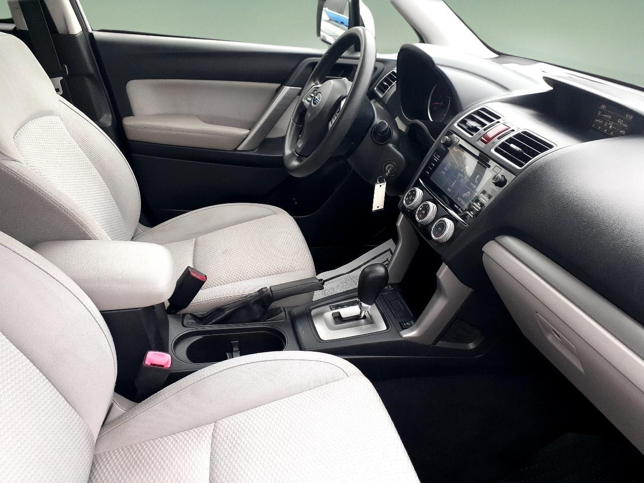 Subaru Forester 4dr CVT 2.5i Premium PZEV 2016
