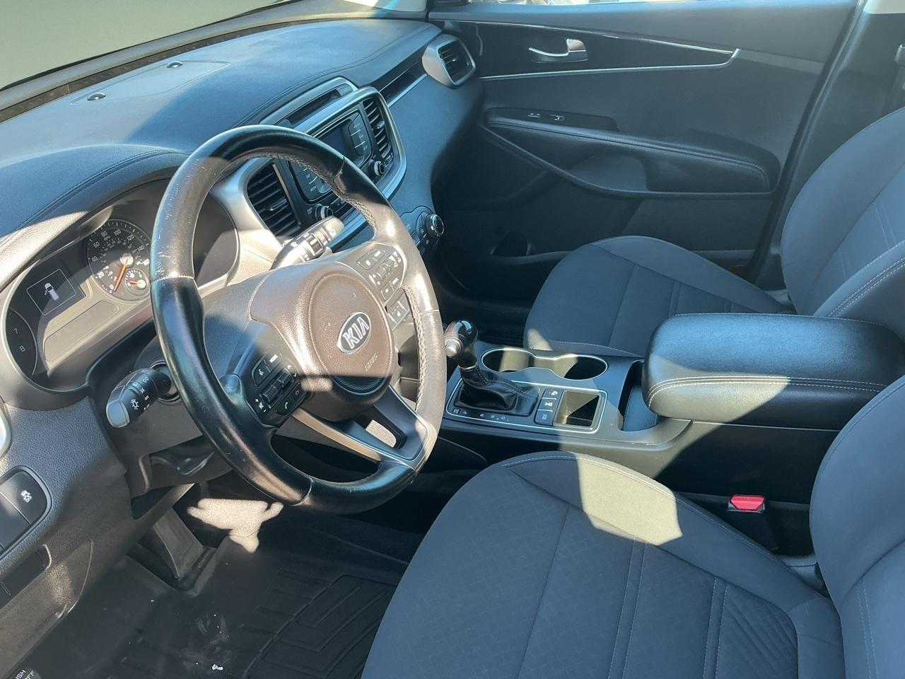 Kia Sorento AWD 4dr 2.4L LX 2016