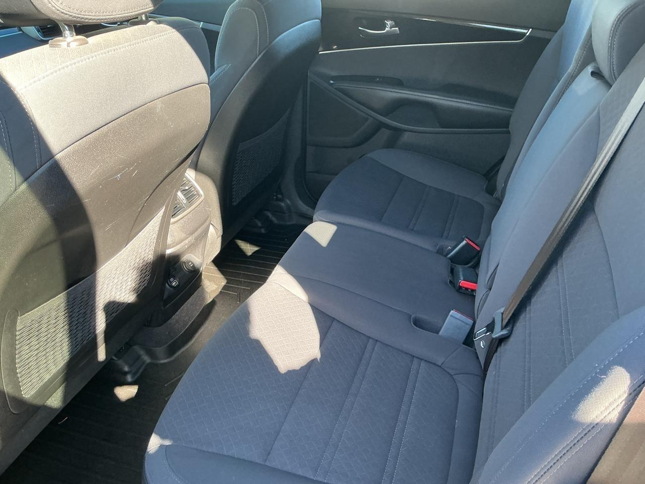 Kia Sorento AWD 4dr 2.4L LX 2016
