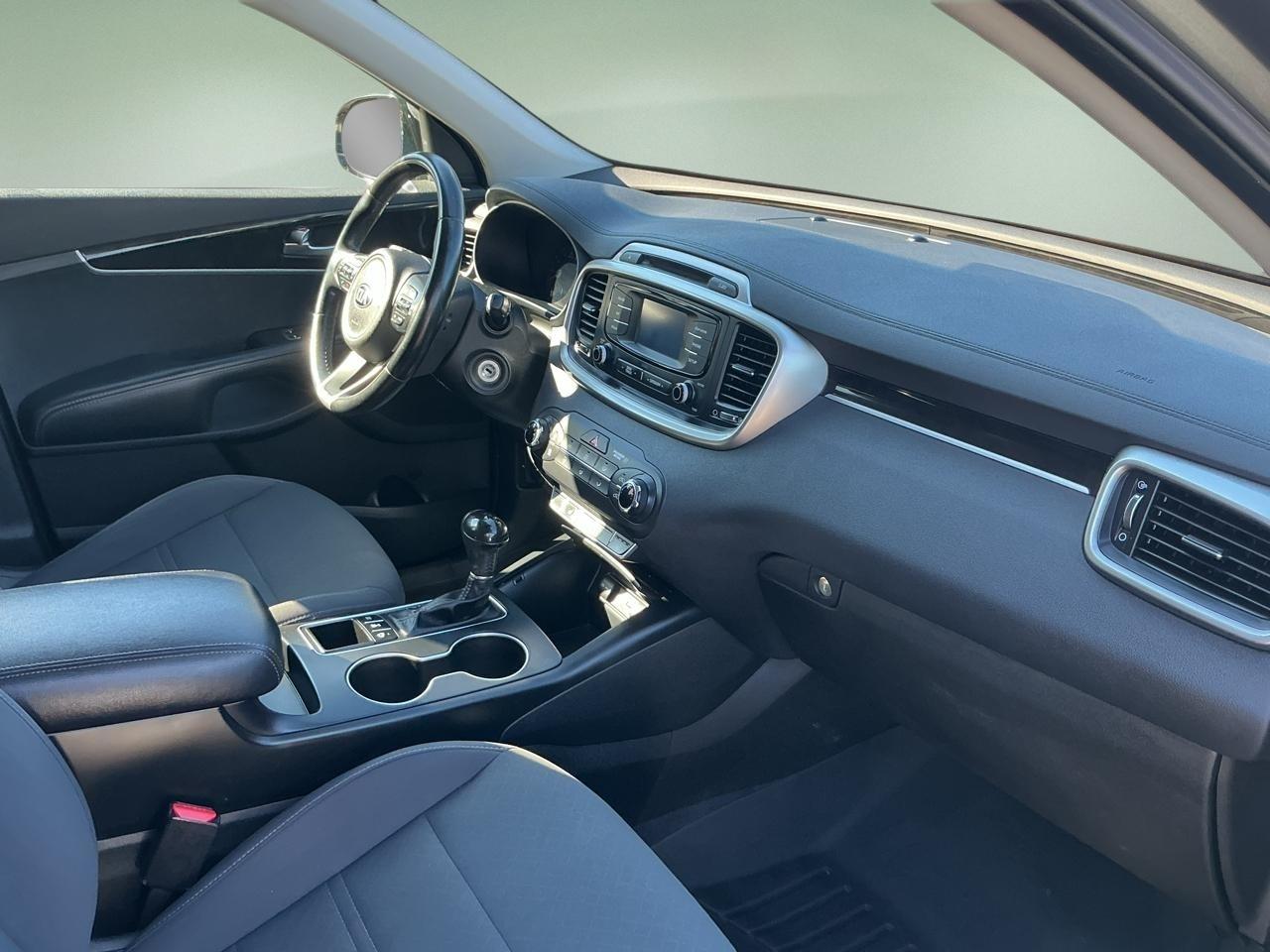 Kia Sorento AWD 4dr 2.4L LX 2016