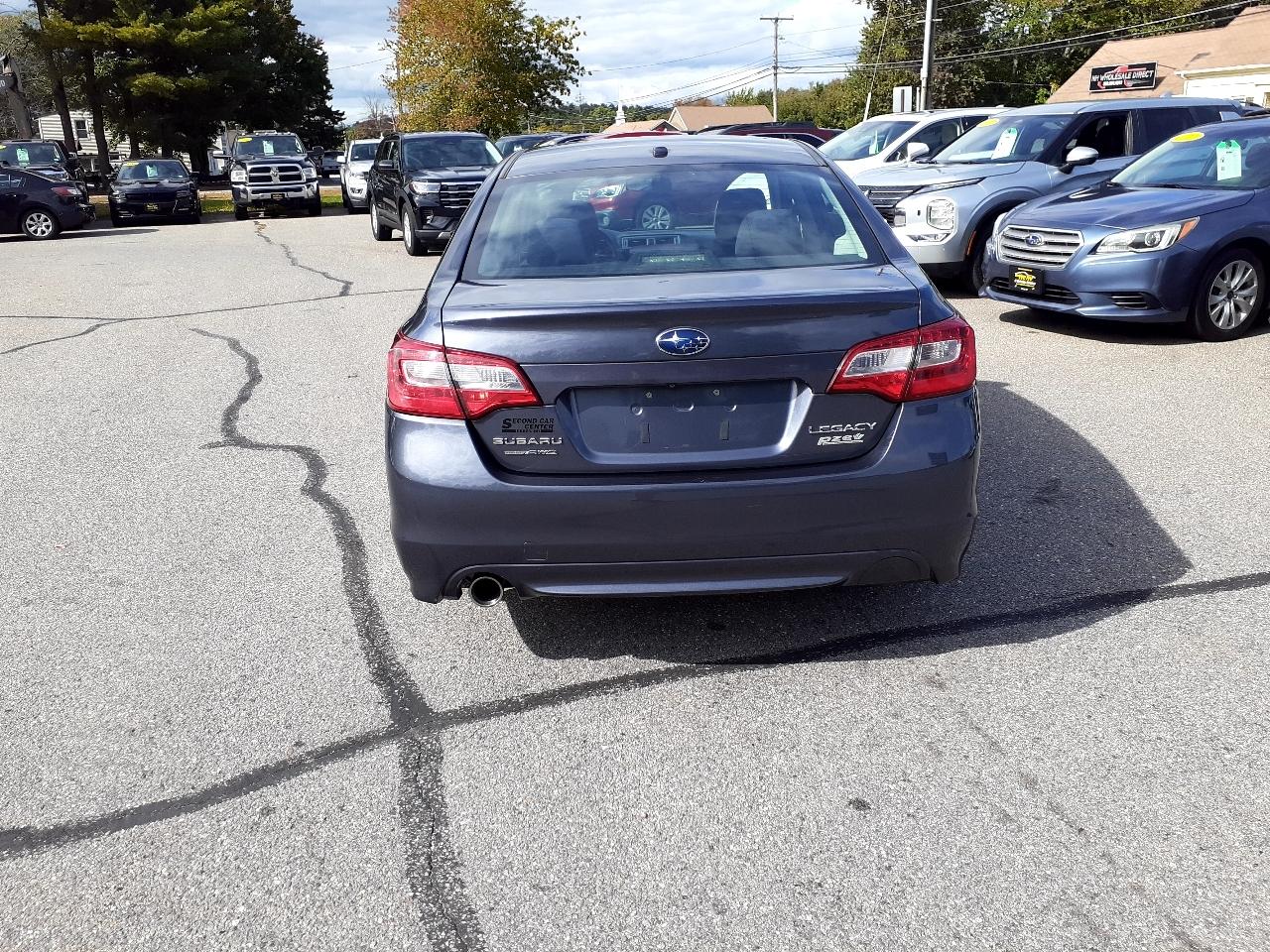 Subaru Legacy 4dr Sdn 2.5i Premium PZEV 2015