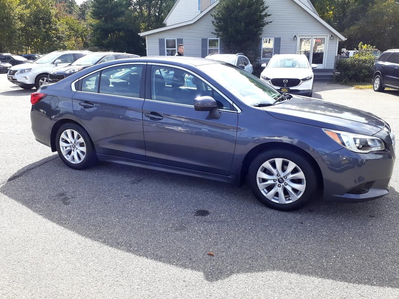 Subaru Legacy 4dr Sdn 2.5i Premium PZEV 2015