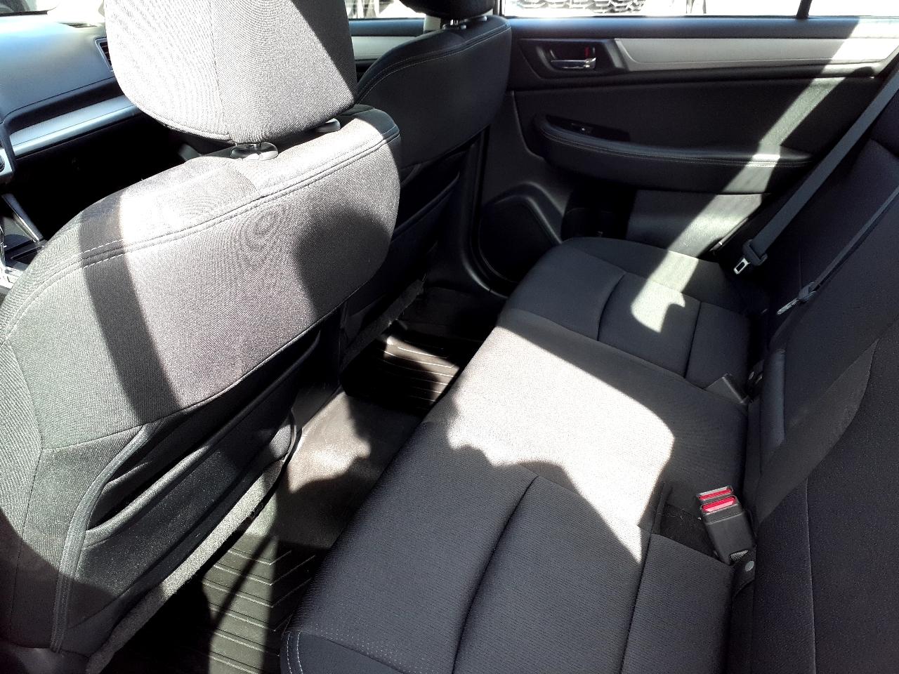 Subaru Legacy 4dr Sdn 2.5i Premium PZEV 2015