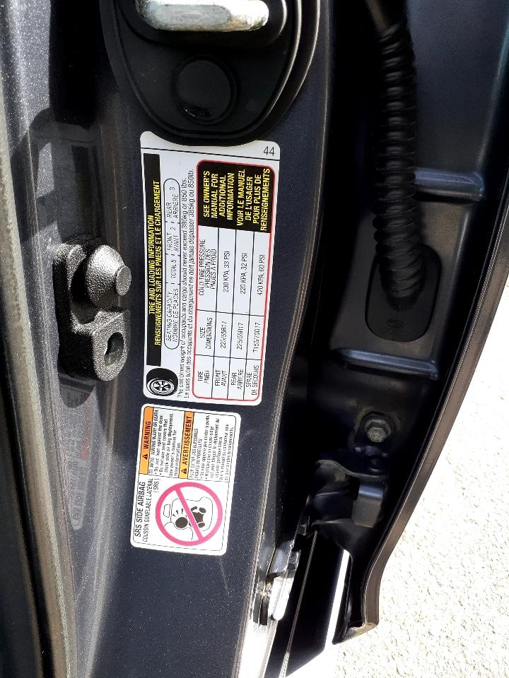 Subaru Legacy 4dr Sdn 2.5i Premium PZEV 2015