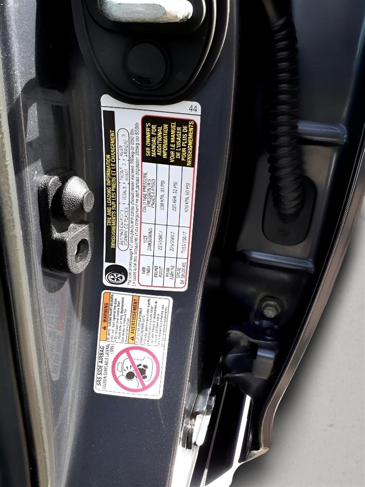 Subaru Legacy 4dr Sdn 2.5i Premium PZEV 2015