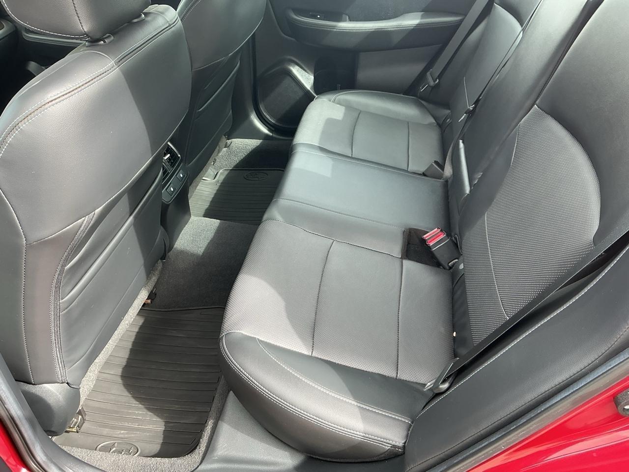Subaru Legacy 4dr Sdn 2.5i Limited PZEV 2016