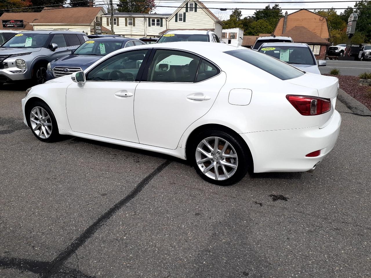 Lexus IS 250 4dr Sport Sdn Auto AWD 2012