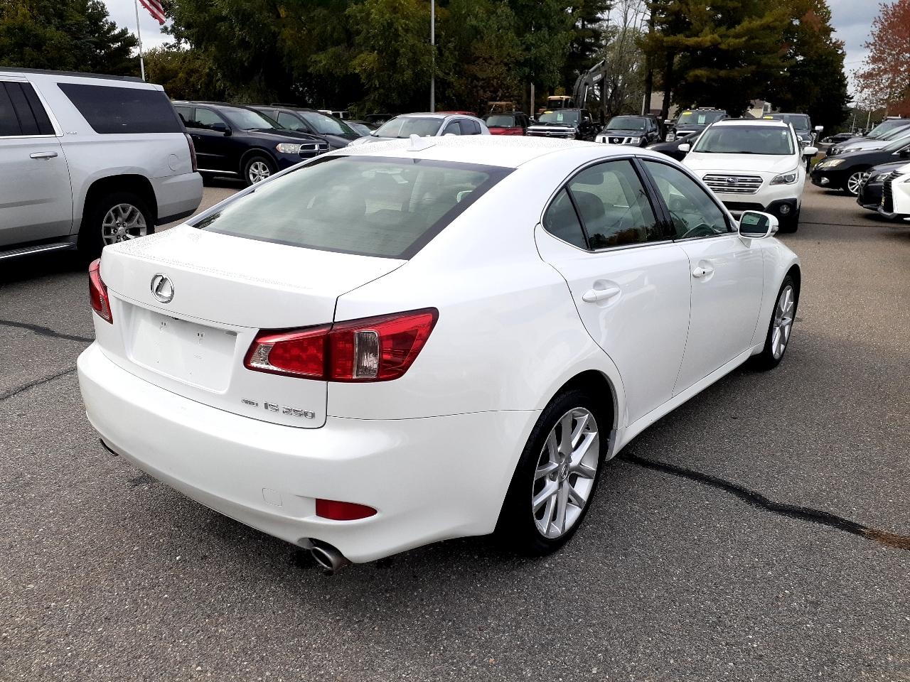 Lexus IS 250 4dr Sport Sdn Auto AWD 2012