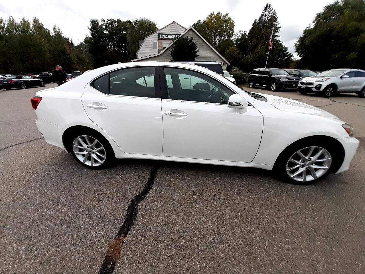 Lexus IS 250 4dr Sport Sdn Auto AWD 2012